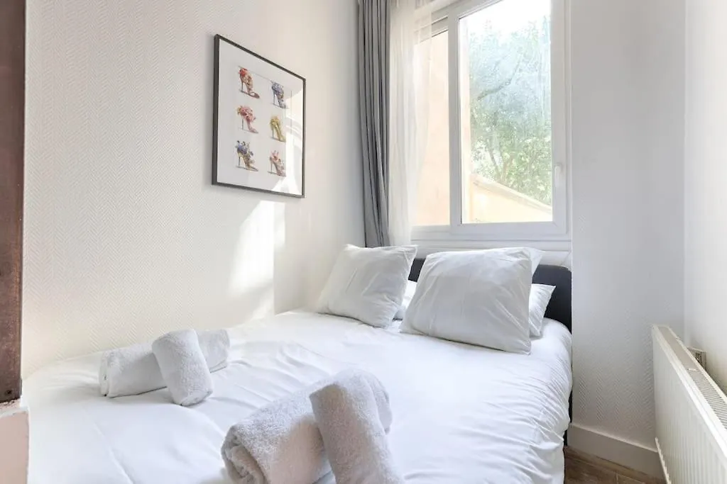 Republique Canal St Martin Charming Apartment Paris France