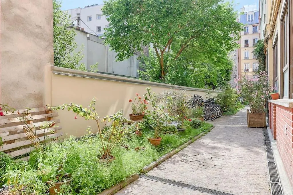 Republique Canal St Martin Charming Apartment Paris 0*,  France